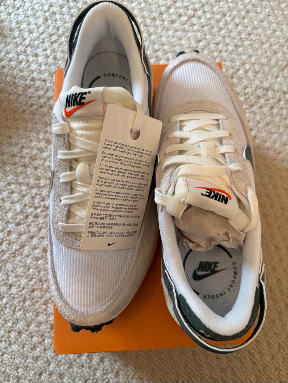 Nike Women’s White, Cream & Dark Green Retro Runner - Picture 3 of 3